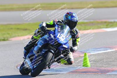 media/Jan-20-2023-Fastrack Riders (Fri) [[f2ad32aba3]]/Level 3/session 5 turn 13/